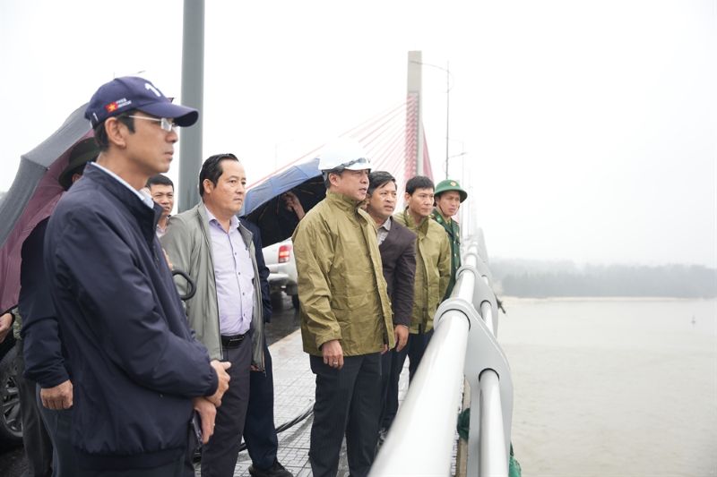 Khảo sát thực địa các địa điểm đang kêu gọi đầu tư dự án, Chủ tịch UBND thành phố Huế chỉ đạo gì?