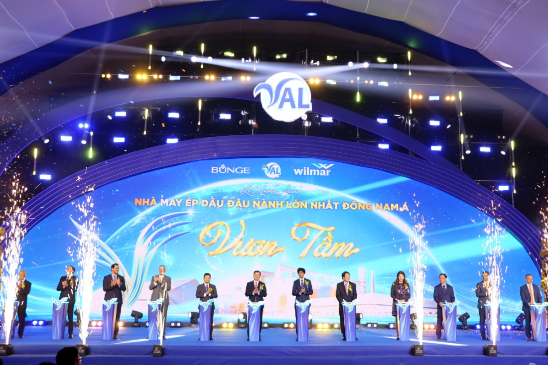 Việt Nam có nhà máy ép dầu đậu nành lớn nhất Đông Nam Á, vốn đầu tư hơn 100 triệu USD