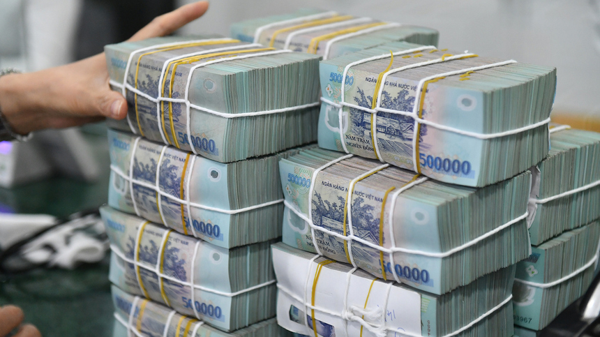 Phát hành trái phiếu doanh nghiệp tháng 11 giảm mạnh, lãi suất nhóm bất động sản vẫn ở mức cao