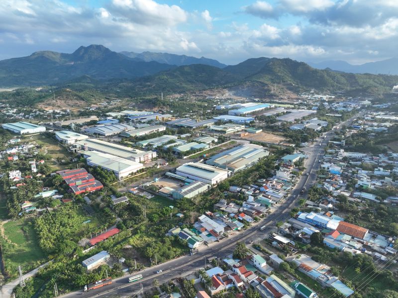 Đề xuất đấu thầu tìm nhà đầu tư cho dự án Khu công nghiệp Ninh Diêm 3 hơn 3.000 tỷ đồng tại Khánh Hòa- Ảnh 1. Đề xuất đấu thầu tìm nhà đầu tư cho dự án Khu công nghiệp Ninh Diêm 3 hơn 3.000 tỷ đồng tại Khánh Hòa- Ảnh 1.