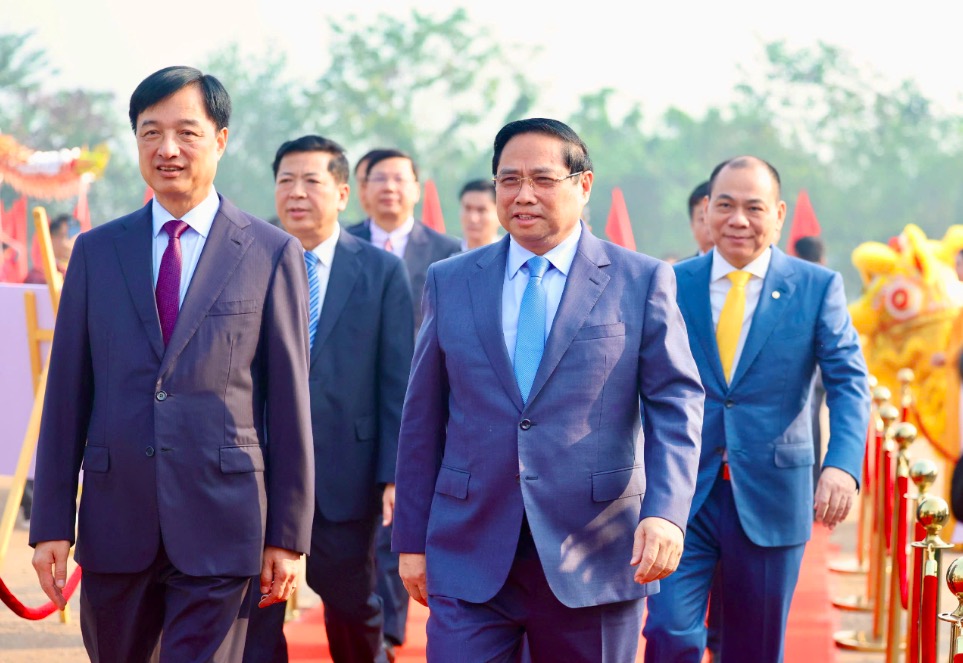 Vingroup đồng loạt khởi công, khai trương 11 công trình trên toàn quốc, tổng vốn đầu tư hàng triệu tỷ đồng