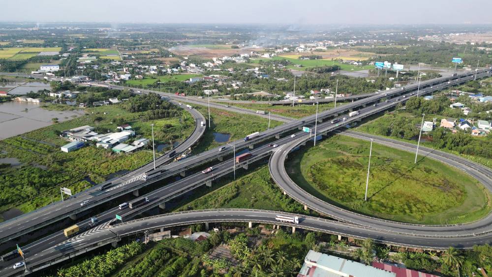 Một tuyến đường quen thuộc về miền Tây vừa được mở rộng với tổng mức đầu tư hơn 36.000 tỷ- Ảnh 2.