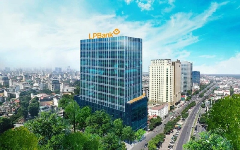Cổ phiếu LPBank tăng gấp 3-4 lần sau 3 năm bầu Thụy tiếp quản: Công thức liệu có lặp lại ở Sacombank?- Ảnh 2. Cổ phiếu LPBank tăng gấp 3-4 lần sau 3 năm bầu Thụy tiếp quản: Công thức liệu có lặp lại ở Sacombank?- Ảnh 2.
