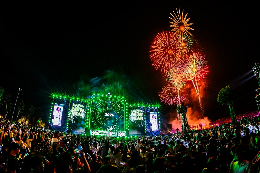 Ecopark Countdown 2026: Cư dân khắp 3 miền mãn nhãn với âm thanh, ánh sáng, pháo hoa giữa thiên nhiên- Ảnh 10.