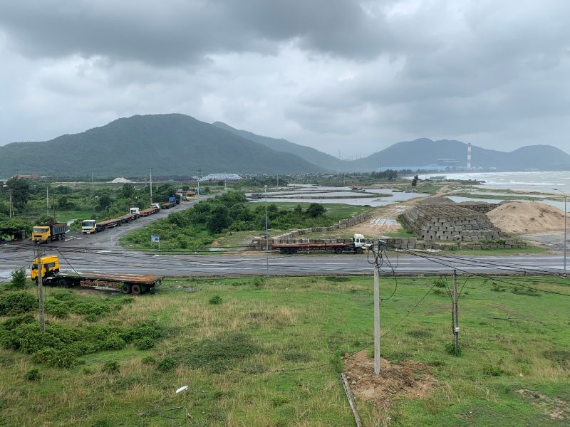 Họp bàn về đề xuất đầu tư dự án trung tâm Logistics Vũng Áng tại Hà Tĩnh