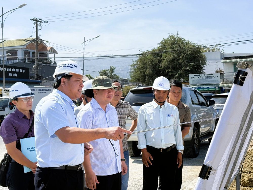 Loạt dự án trọng điểm được An Giang thúc tiến độ ngay đầu năm- Ảnh 1.