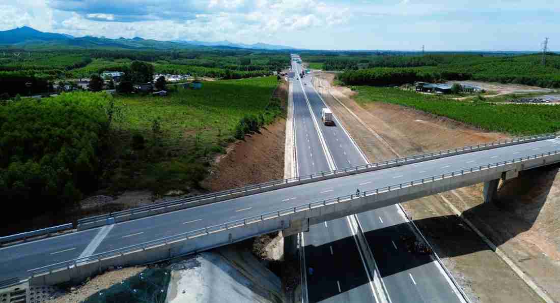 Giao Cục Đường bộ quản lý hơn 7.700 tỷ đồng tài sản cao tốc Vạn Ninh-Cam Lộ