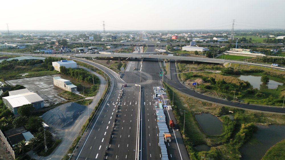 Hạ tầng bứt tốc, mở không gian phát triển mới