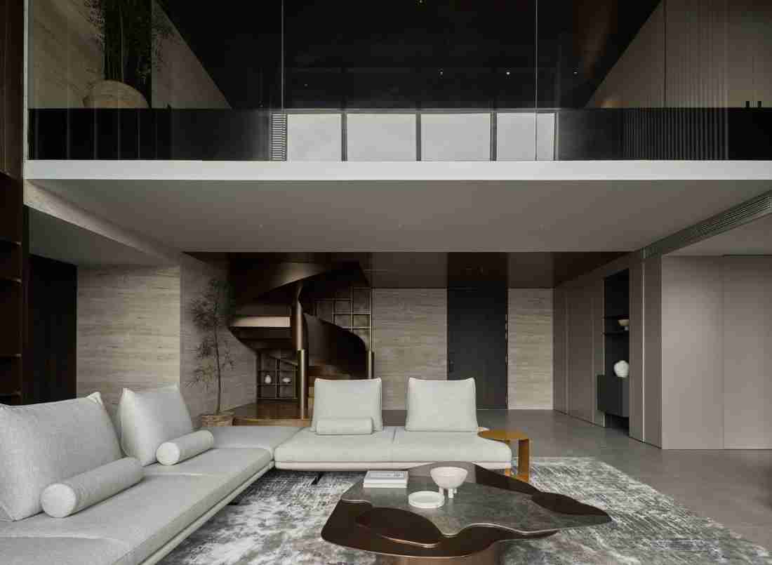 Hợp nhất hai căn penthouse tại Hà Nội: Cuộc chơi của những khoảng thông tầng đắt giá