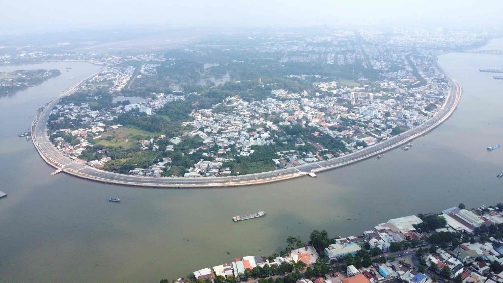 Thông xe tuyến đường ven sông 5,2km, Đồng Nai có thêm trục giao thông chiến lược- Ảnh 2. Thông xe tuyến đường ven sông 5,2km, Đồng Nai có thêm trục giao thông chiến lược- Ảnh 2.