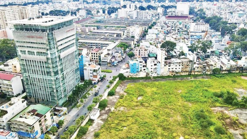 Chuyển đổi tạm công năng khu đất “vàng” thành công viên