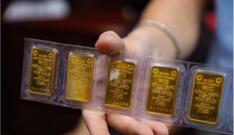 Giá vàng hôm nay 16-1: Quay đầu giảm nhưng vẫn neo ở mức cao