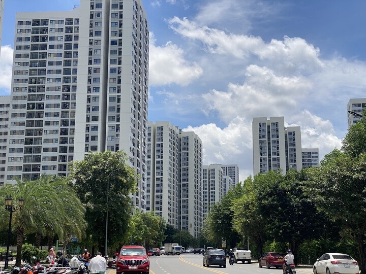 Nóng trong tuần: Giá bán sơ cấp trung bình căn hộ tại TP.HCM đạt 92 triệu đồng/m2