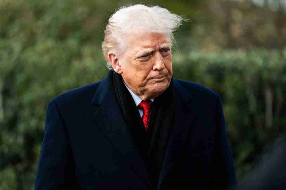 Ông Trump nói về nhà giá rẻ giữa hội nghị toàn tỷ phú