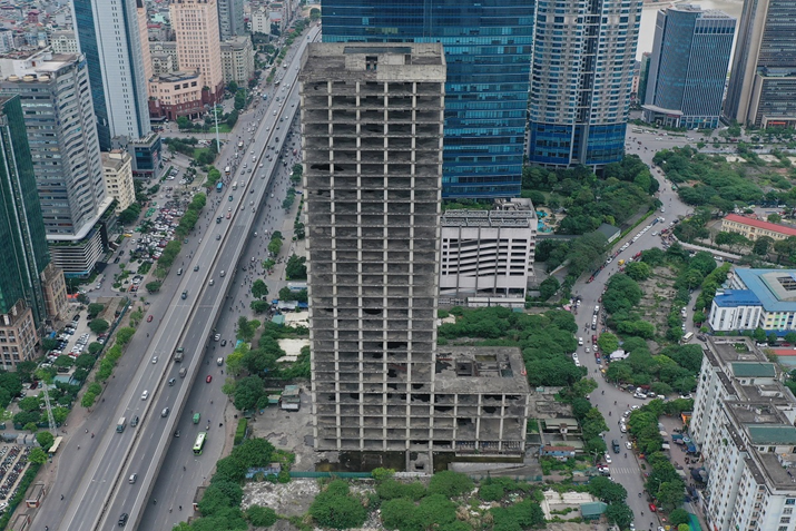 Tháp bỏ hoang VICEM: Hơn 100 năm mới thu hồi vốn nếu xây tiếp!