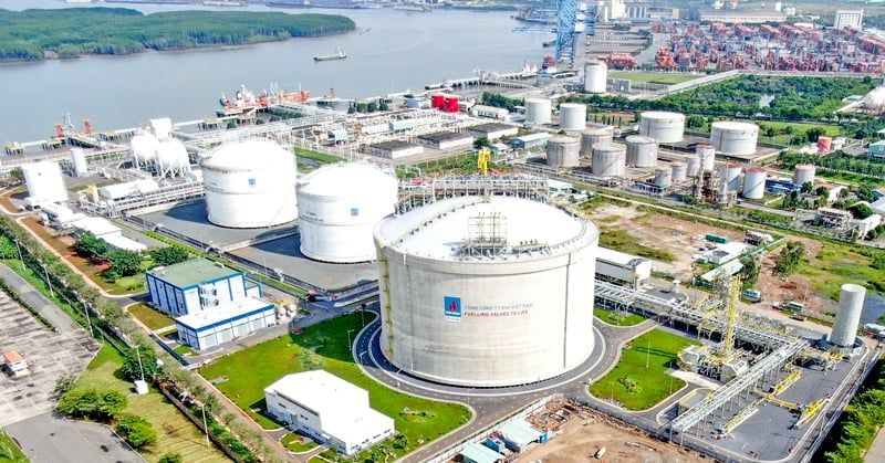 Hà Tĩnh làm việc với PV Gas, Nebula Energy về đầu tư các dự án quy mô lớn