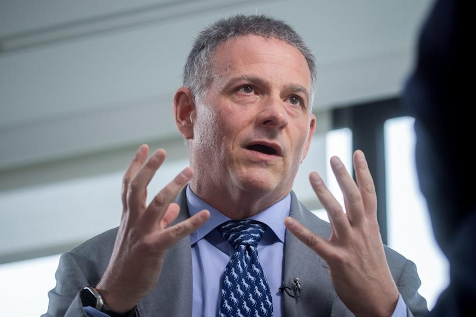 Tỷ phú Mỹ dự báo vàng dần thay thế USD trở thành tài sản dự trữ toàn cầu