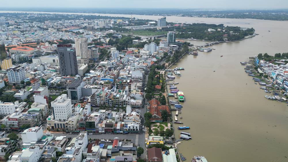 Cần Thơ chính thức lập Hội đồng thẩm định bảng giá đất và hệ số điều chỉnh giá đất- Ảnh 1. Cần Thơ chính thức lập Hội đồng thẩm định bảng giá đất và hệ số điều chỉnh giá đất- Ảnh 1.