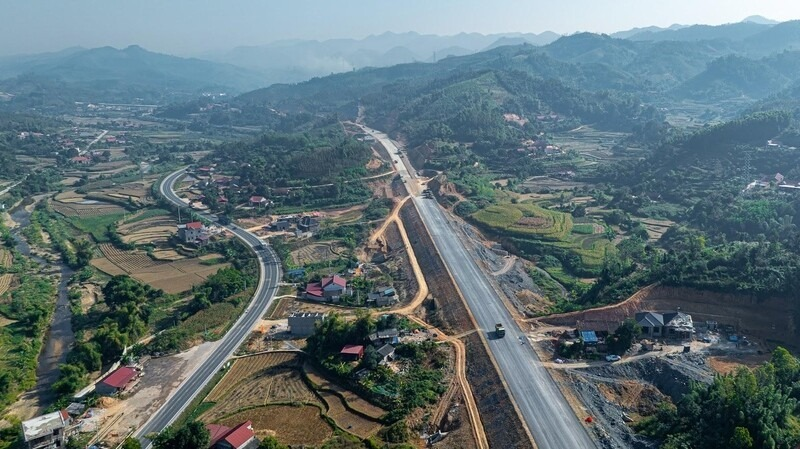Sắp khánh thành cao tốc Hữu Nghị – Chi Lăng và Đồng Đăng – Trà Lĩnh giai đoạn 1- Ảnh 1.