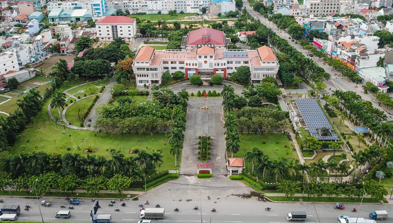 Tin vui học sinh TP.HCM: Lấy trụ sở cũ của QUẬN 12, TÂN PHÚ làm trường học