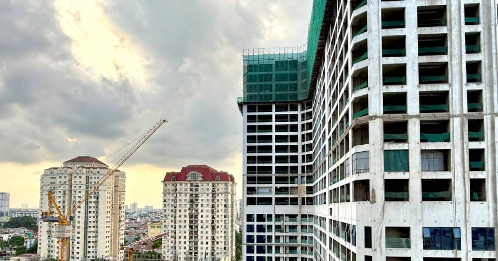 Doanh nghiệp bất động sản: Áp lực tín dụng và nguy cơ nợ xấu gia tăng