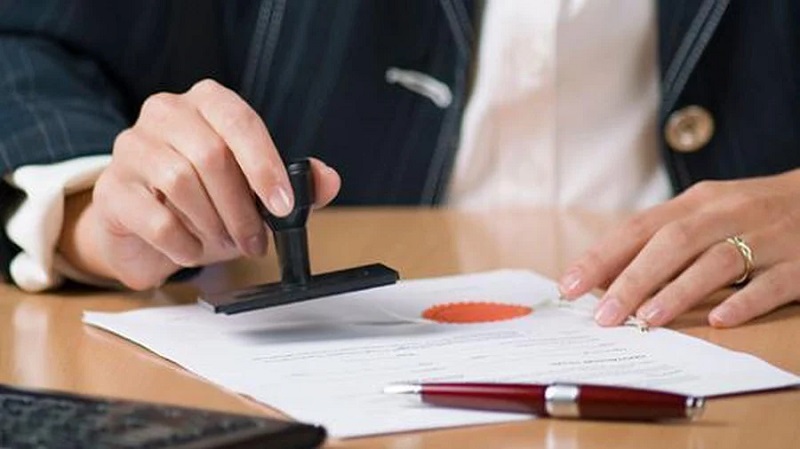 Hướng dẫn chi tiết thủ tục chứng thực giao dịch liên quan đến động sản, quyền sử dụng đất, nhà ở tại cấp xã