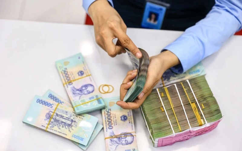 Bất động sản 24h: Loạt ngân hàng cam kết giảm lãi suất