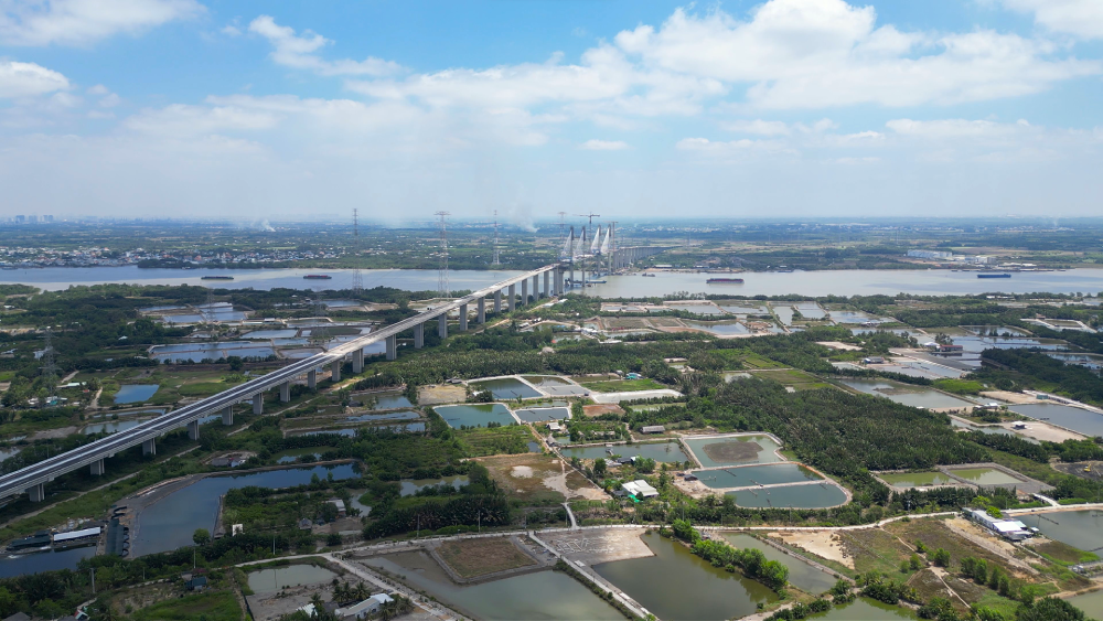 Cây cầu quan trọng trên cao tốc Bến Lức - Long Thành sắp hoàn thành: Khu vực nào sẽ hưởng lợi?- Ảnh 1.