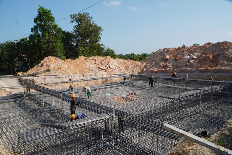 Đẩy nhanh tiến độ thi công các công trình điện phục vụ APEC 2027 tại Phú Quốc