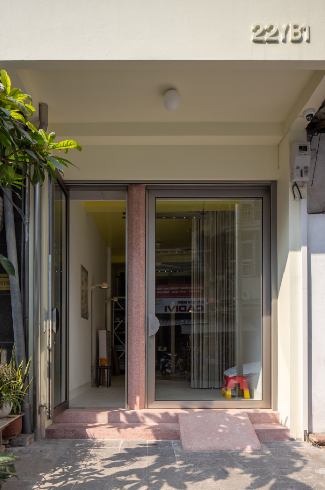 Nhà ống ngang 3m xuống cấp thành văn phòng kết hợp ở: Giải pháp bài toán cho thuê tại Hà Nội- Ảnh 2.