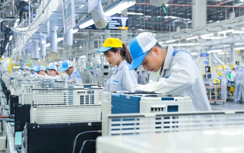 FDI bứt tốc, cổ phiếu bất động sản khu công nghiệp phục hồi