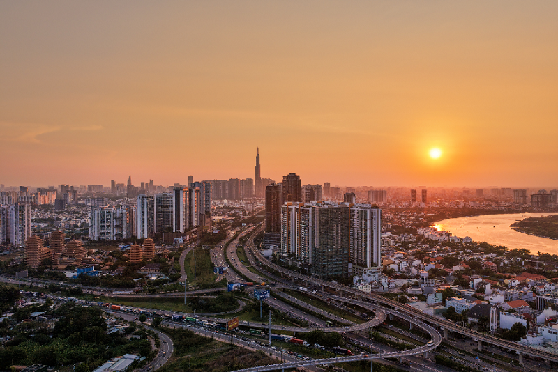 Lãi suất hạ nhiệt, nhà đầu tư rời “sóng ngắn” chuyển sang săn giá trị dài hạn- Ảnh 1.
