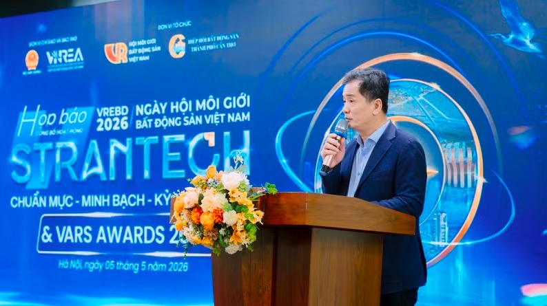 Muốn xóa định kiến “cò đất”: Môi giới bất động sản phải đi bằng con đường chuyên nghiệp