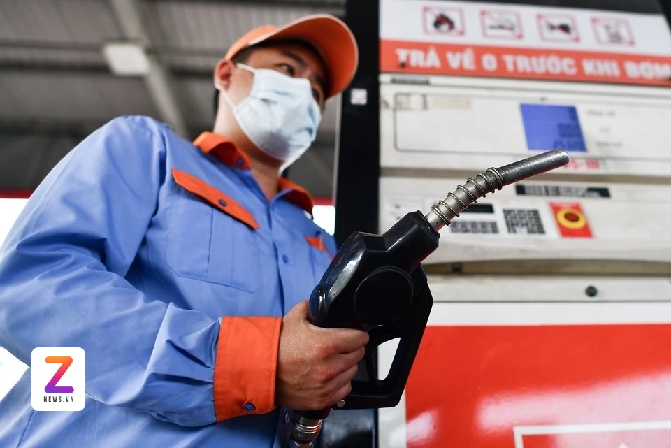 'Ông lớn' xăng dầu ôm kho hàng lớn chưa từng có