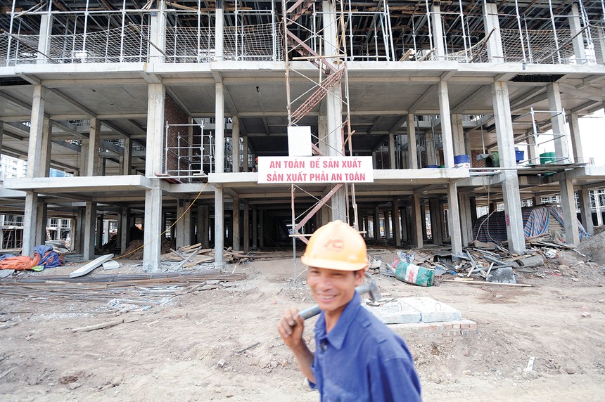 Doanh nghiệp xây dựng, bất động sản “khát” lao động