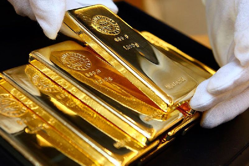 Giá vàng hôm nay 17-5: Vàng thế giới "bốc hơi" gần 140 USD