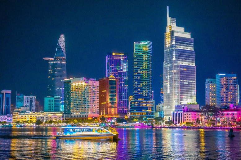 Kinh tế đêm mở không gian tăng trưởng mới cho TPHCM