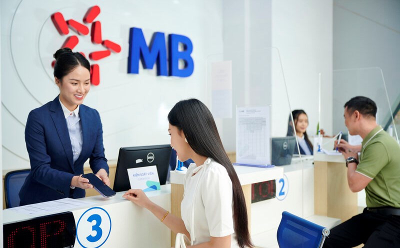 Lãnh đạo MBBank muốn bán ra 1 triệu cổ phiếu