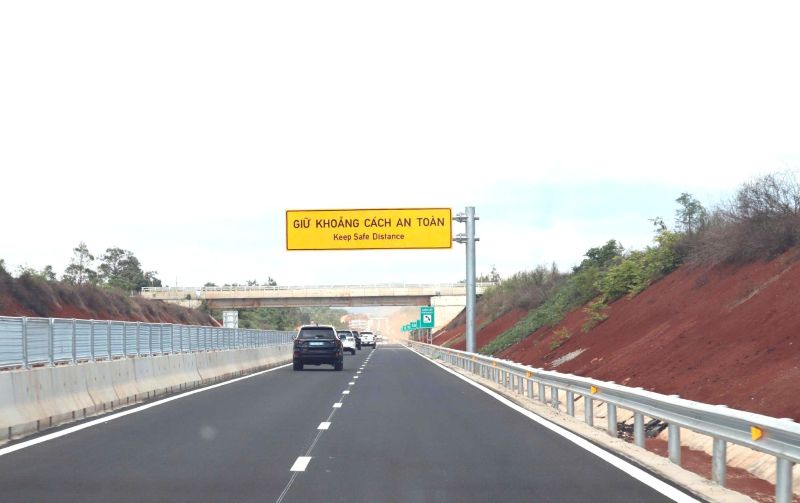 Cao tốc Khánh Hòa – Buôn Ma Thuột tăng tốc thi công, gỡ nút thắt giải phóng mặt bằng