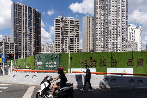 Thị trường nhà ở Trung Quốc: Khi căn hộ không còn là “tài sản chắc thắng”- Ảnh 2.