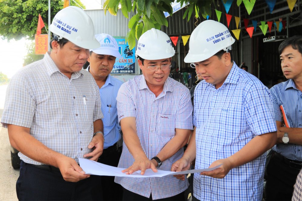 An Giang kiểm tra với các dự án đang thi công tại Long Xuyên, Long Kiến, An Châu, Hội An- Ảnh 2.
