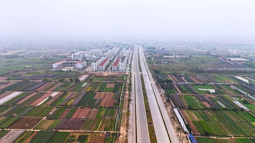 Giá đất dọc tuyến đường dài hơn 34 km qua 10 xã, phường ở Hà Nội đang biến động ra sao?- Ảnh 1.