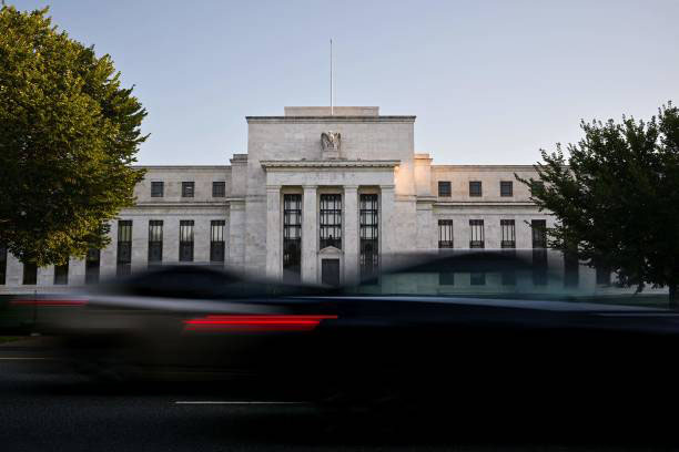 BlackRock: Fed có đủ lý do để giảm lãi suất thay vì tăng thêm