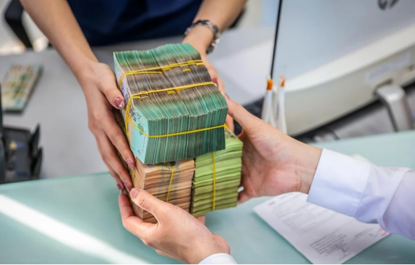 Dự báo lợi nhuận ngân hàng 2026: Tăng trưởng chung chậm lại, riêng một trường hợp có thể tăng hơn 256%