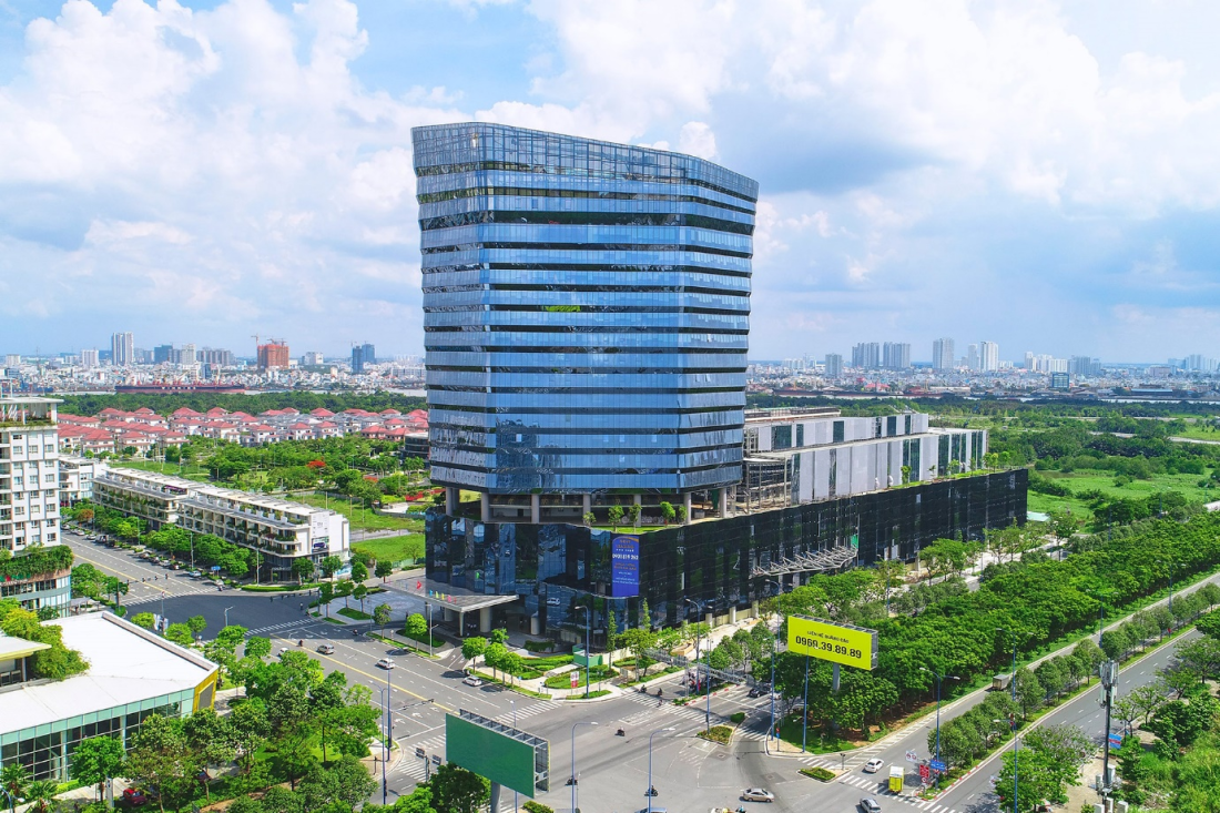 Doanh nghiệp sở hữu chuỗi Thiso Mall báo lãi tăng đột biến nhưng vẫn gánh hơn 7.100 tỷ đồng nợ phải trả