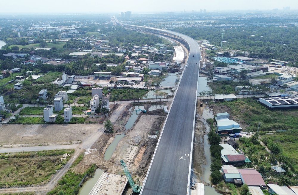Tăng “chỉ số dân tin” bằng sản phẩm cụ thể