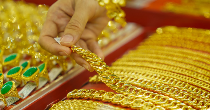 Giá vàng hôm nay 3-7: Tăng mạnh, vàng trong nước vọt lên ngưỡng 151 triệu đồng/lượng