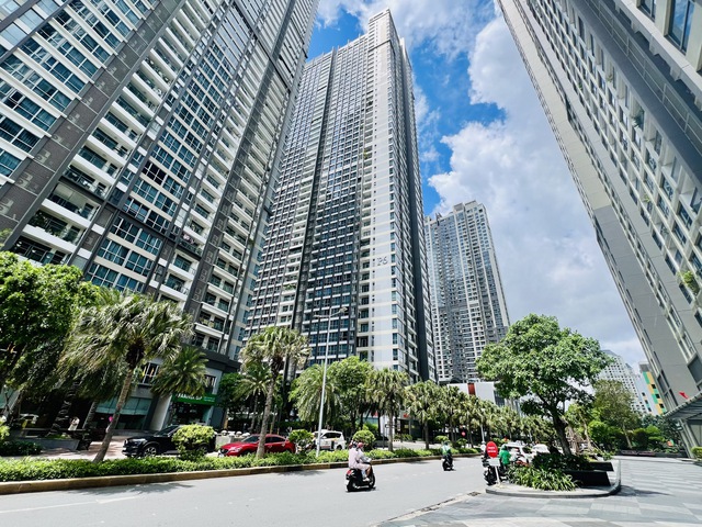 Lần đầu sau hơn ba năm giá chung cư thứ cấp Hà Nội quay đầu giảm