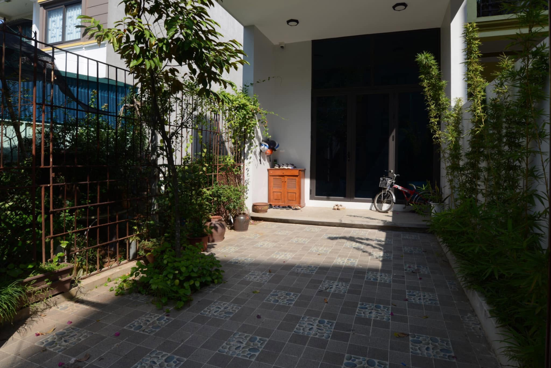 Nhà hướng Tây tại Vĩnh Phúc: Bẫy nắng và dựng phễu đón gió cho đất hẹp- Ảnh 3. Nhà hướng Tây tại Vĩnh Phúc: Bẫy nắng và dựng phễu đón gió cho đất hẹp- Ảnh 3.