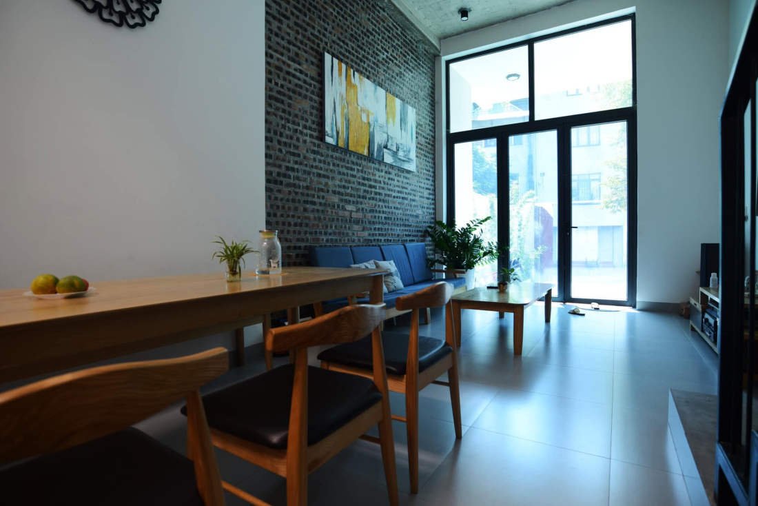 Nhà hướng Tây tại Vĩnh Phúc: Bẫy nắng và dựng phễu đón gió cho đất hẹp- Ảnh 7. Nhà hướng Tây tại Vĩnh Phúc: Bẫy nắng và dựng phễu đón gió cho đất hẹp- Ảnh 7.